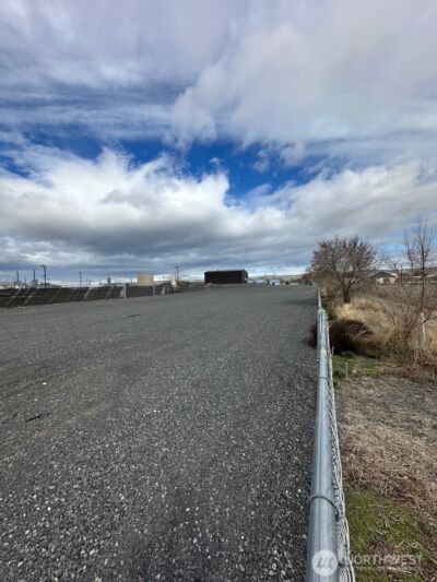 211 B Street NW, Quincy, WA 98848 - Photo 4