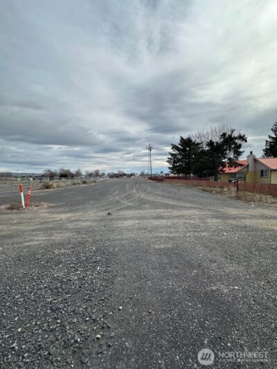 211 B Street NW, Quincy, WA 98848 - Photo 5