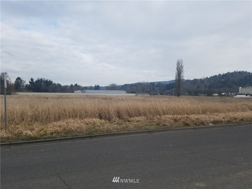 1000 Hazel Street , Kelso, WA 98626