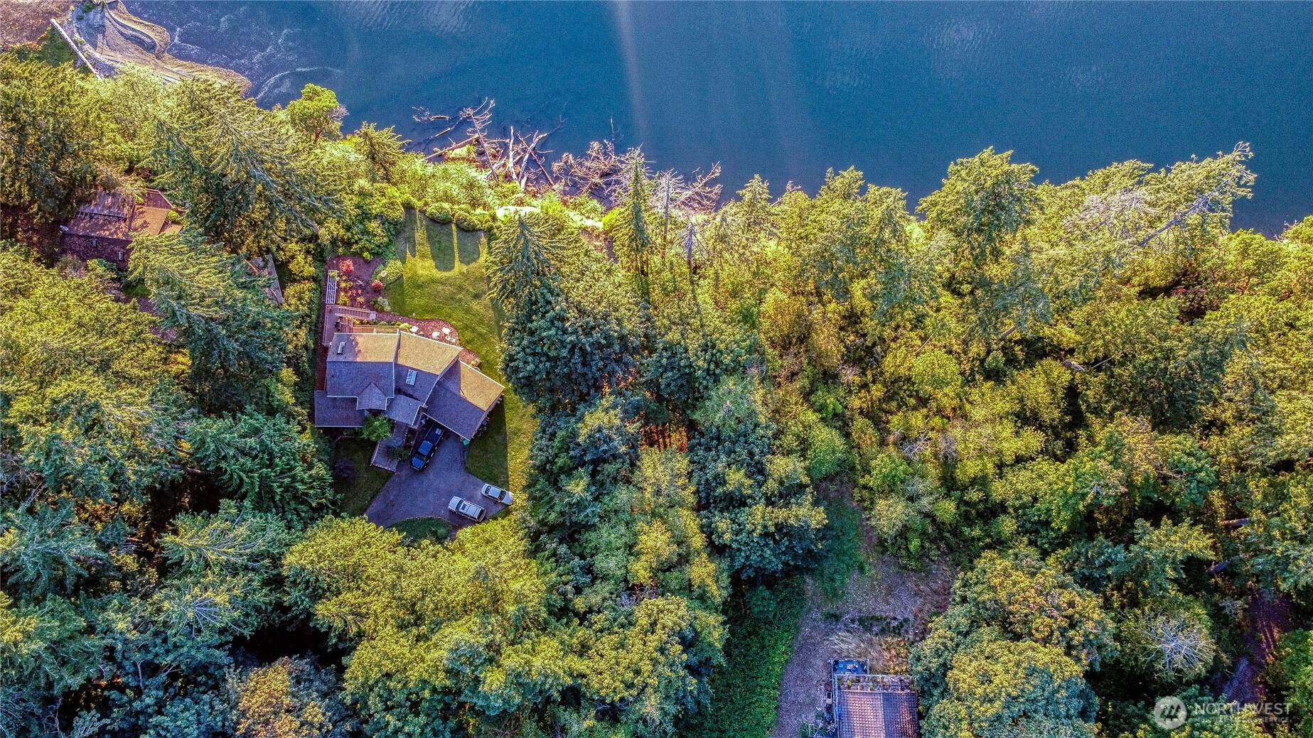 6117 Elizan Drive NW, Olympia, WA 98502