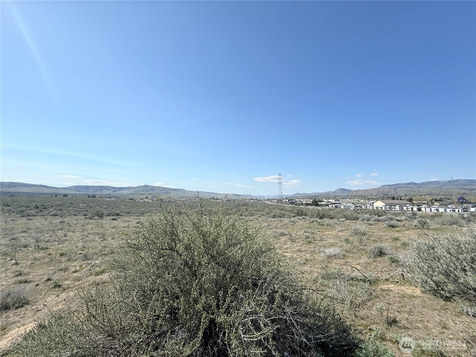 74 Highway 97 , Omak, WA 98841