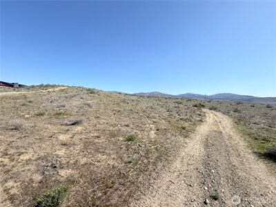 74 Highway 97 , Omak, WA 98841 - Photo 11