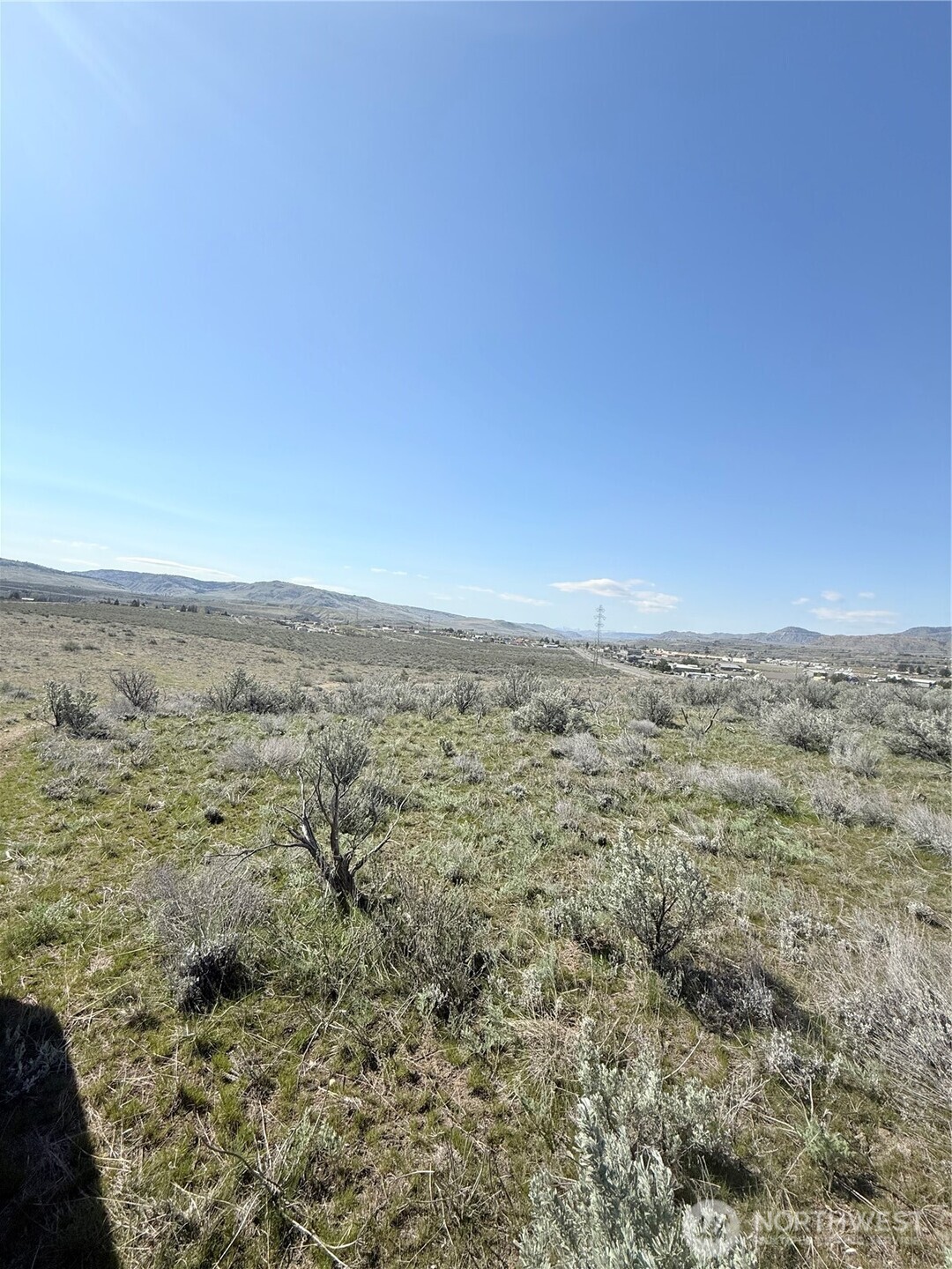 74 Highway 97 , Omak, WA 98841