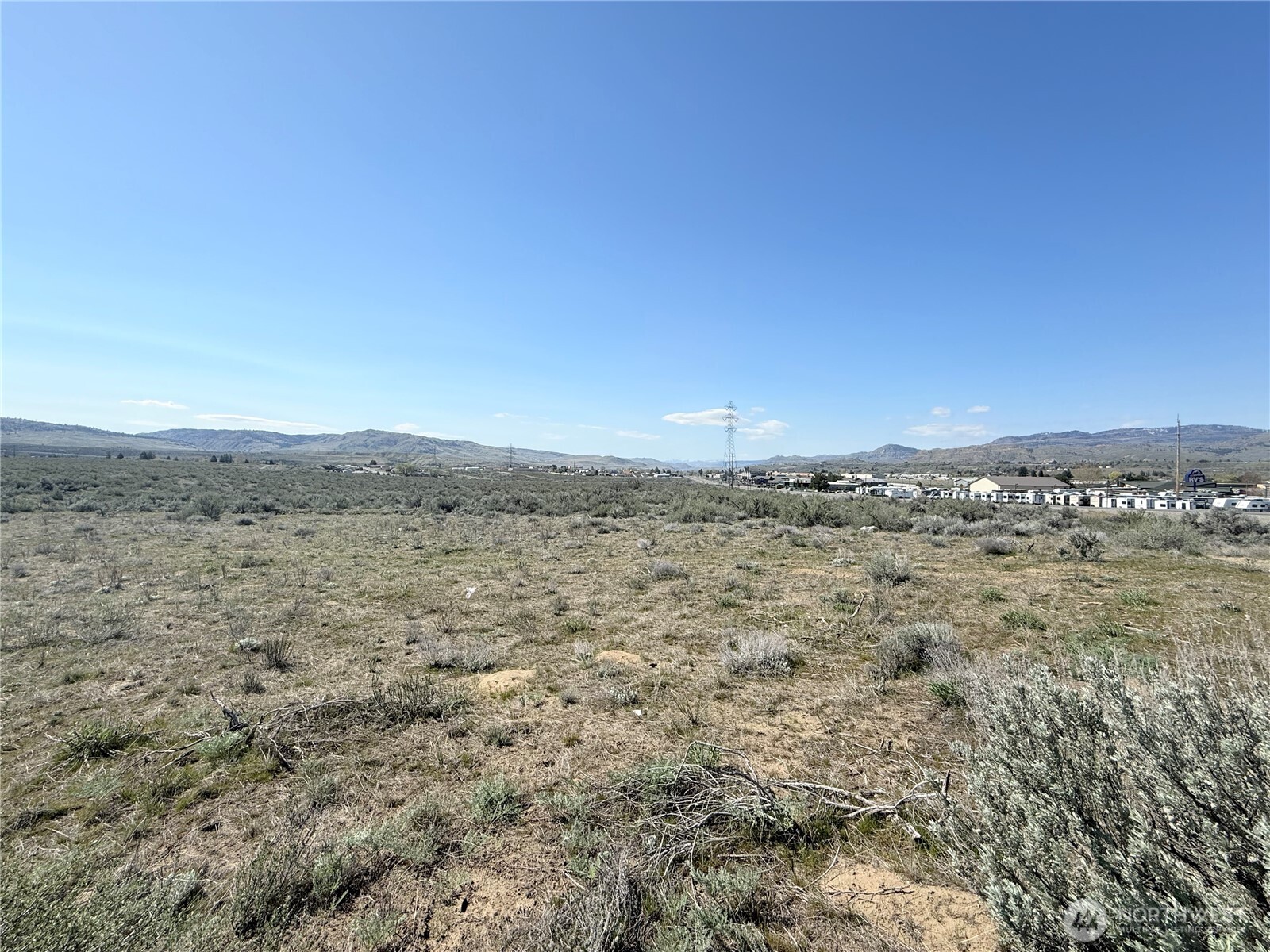 74 Highway 97 , Omak, WA 98841