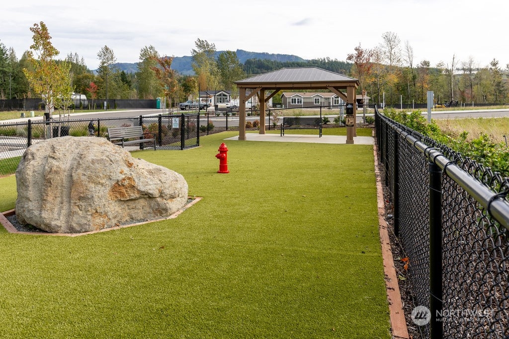 2125 Glacier Street #82, Enumclaw, WA 98022