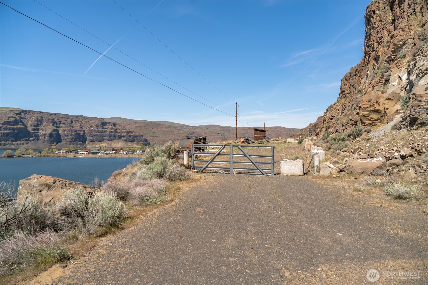 1422 SW Sunland Road , Quincy, WA 98848