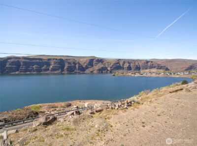 1422 SW Sunland Road , Quincy, WA 98848 - Photo 12