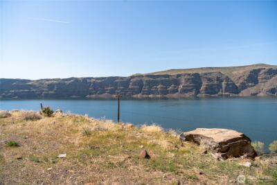 1422 SW Sunland Road , Quincy, WA 98848 - Photo 13