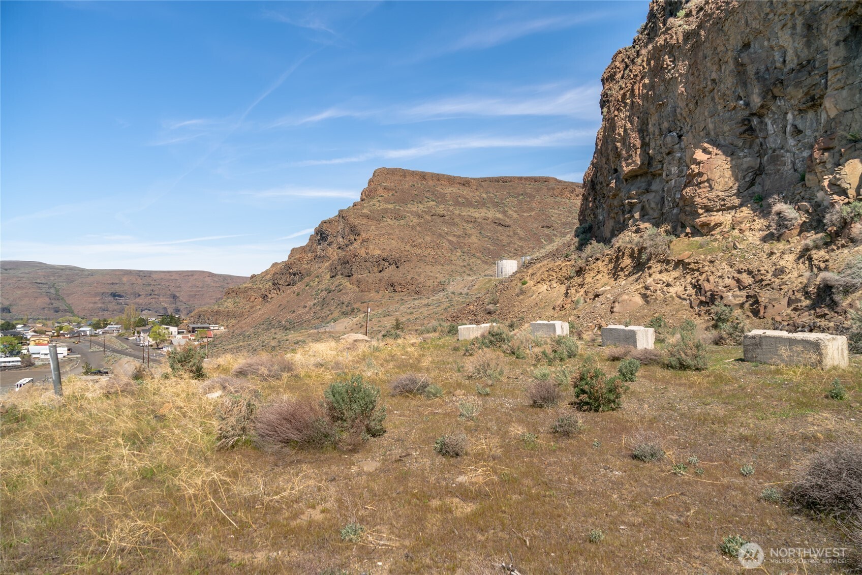 1422 SW Sunland Road , Quincy, WA 98848