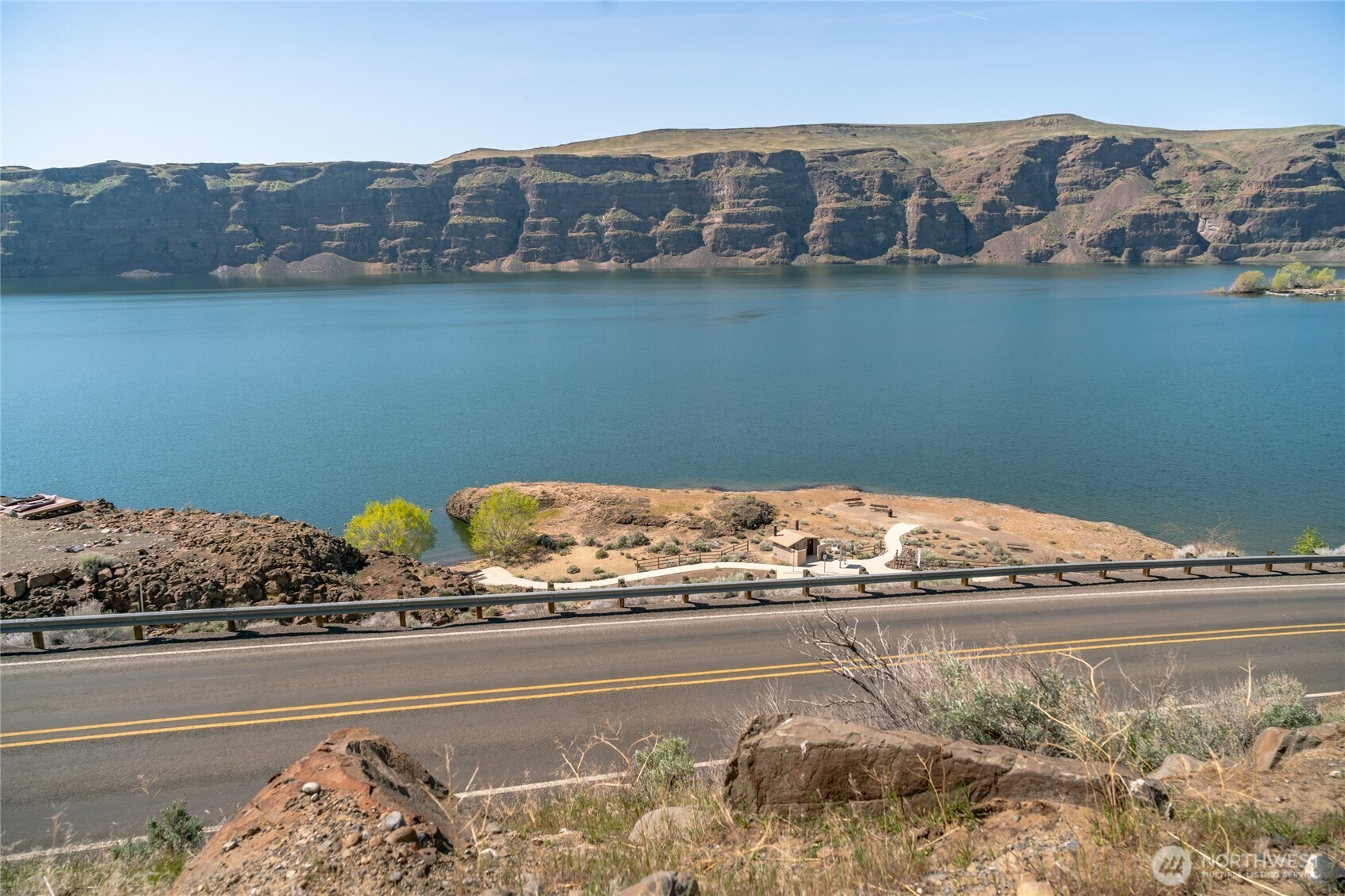 1422 SW Sunland Road , Quincy, WA 98848