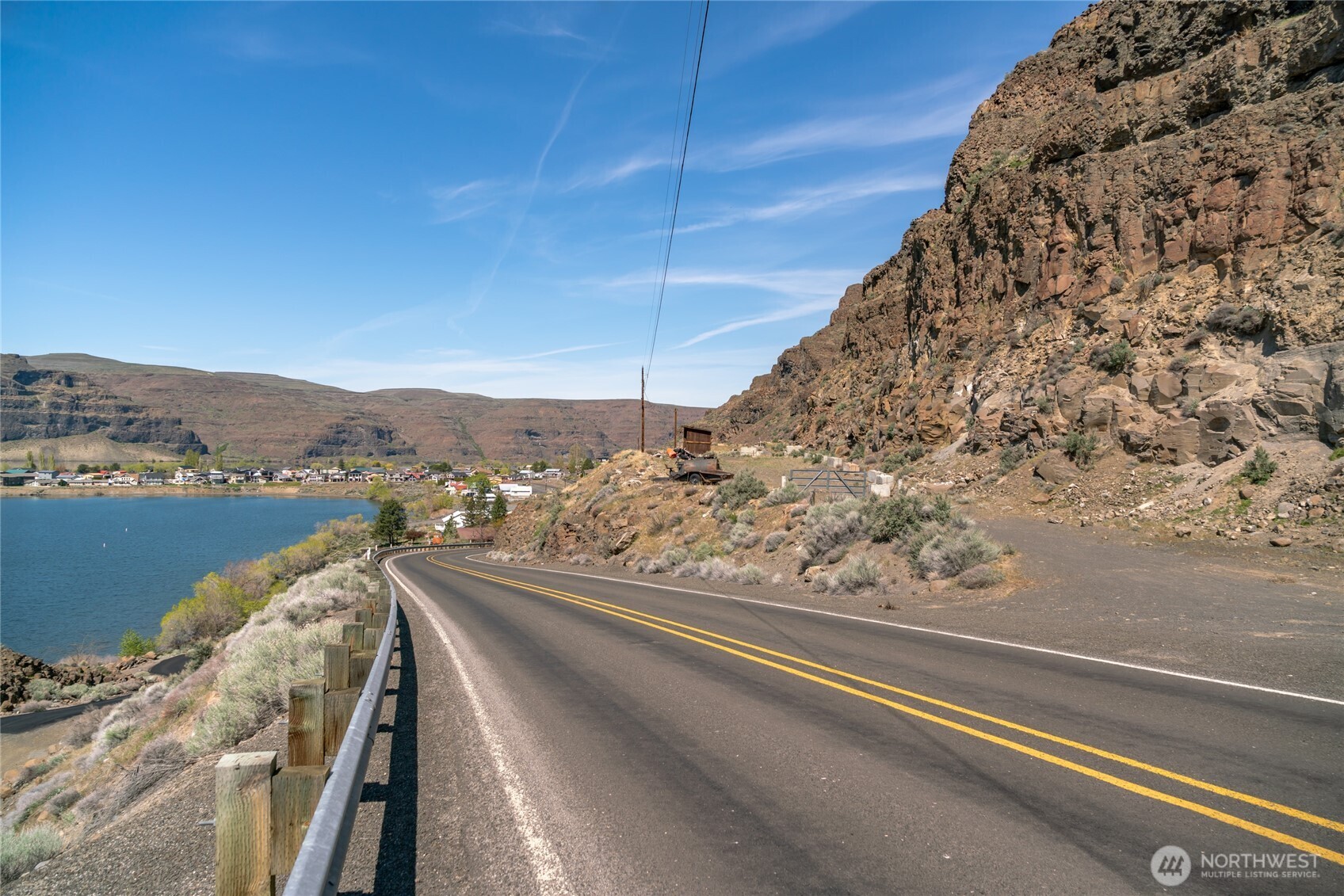 1422 SW Sunland Road , Quincy, WA 98848