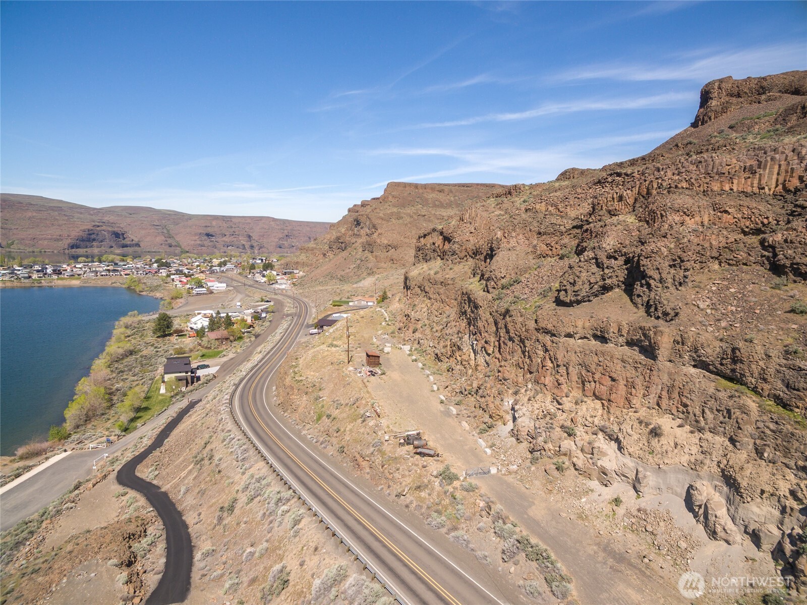 1422 SW Sunland Road , Quincy, WA 98848