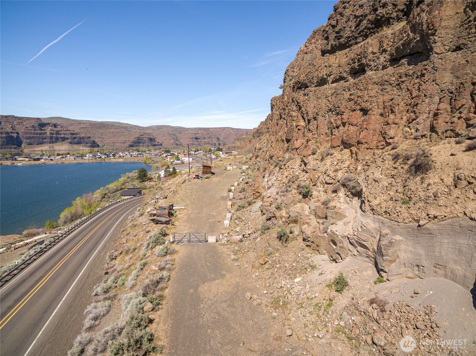 1422 SW Sunland Road , Quincy, WA 98848