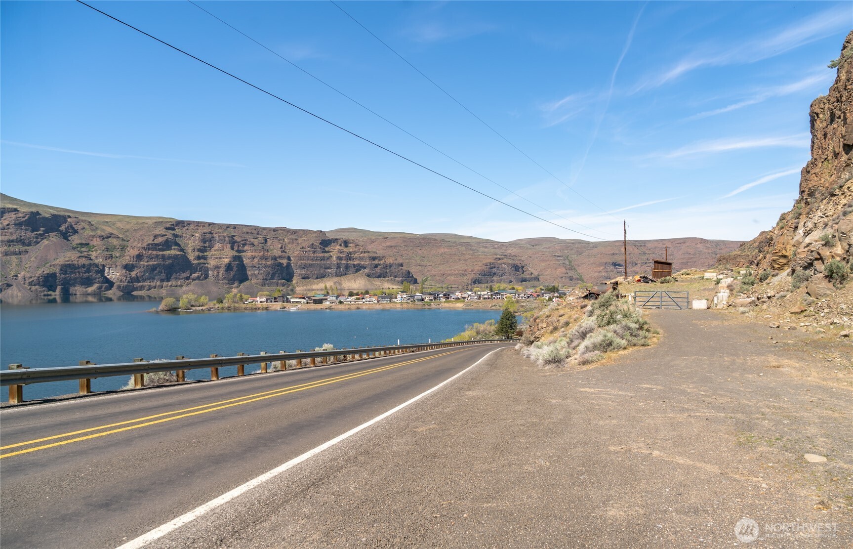 1422 SW Sunland Road , Quincy, WA 98848