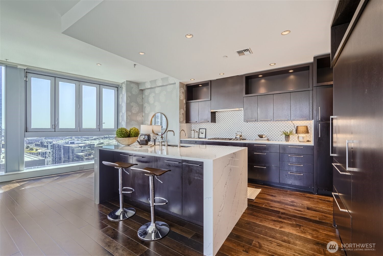 1521 2nd Avenue #2502, Seattle, WA 98101-4518