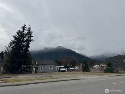 1025 Darrington Street , Darrington, WA 98241 - Photo 6