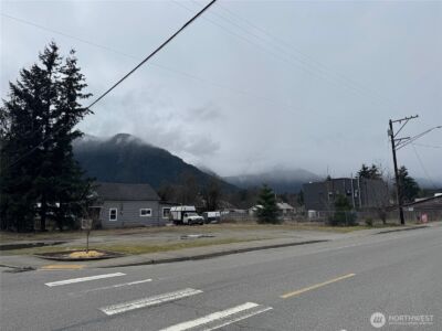 1025 Darrington Street , Darrington, WA 98241 - Photo 7