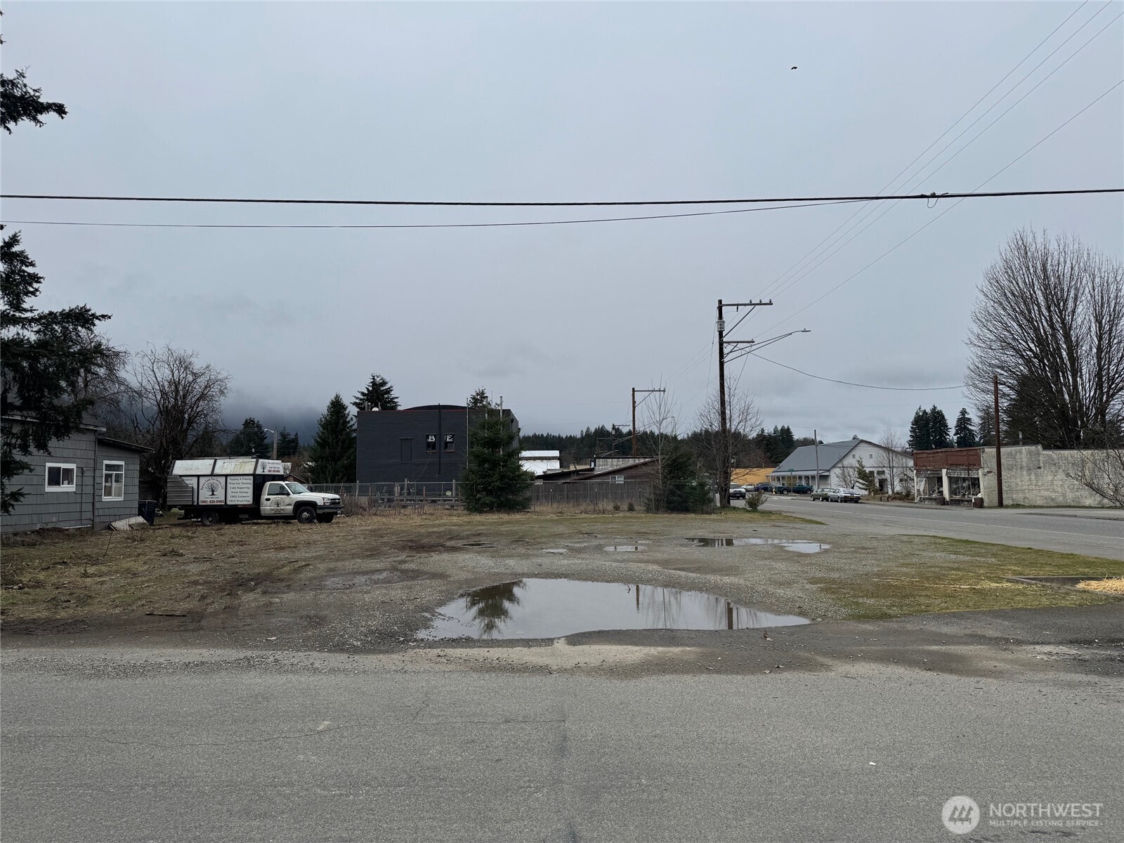 1035 Darrington Street , Darrington, WA 98241