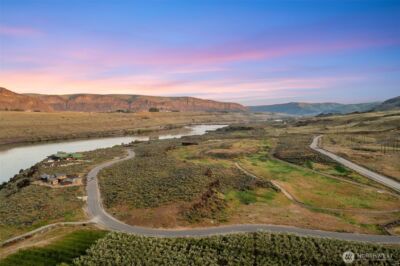 262 Ravens Home Lane , Malaga, WA 98828 - Photo 5