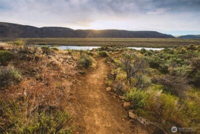 262 Ravens Home Lane , Malaga, WA 98828 - Photo 13