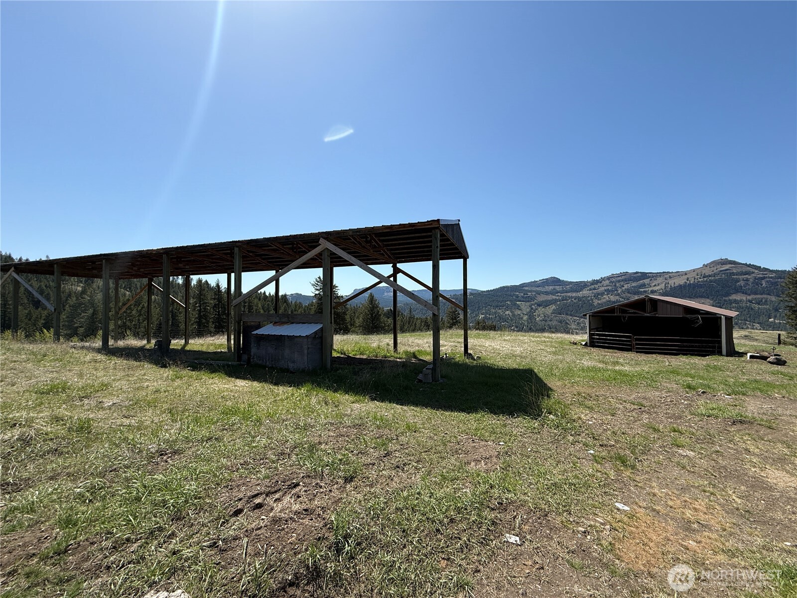 26 Grandview Road , Curlew, WA 99118