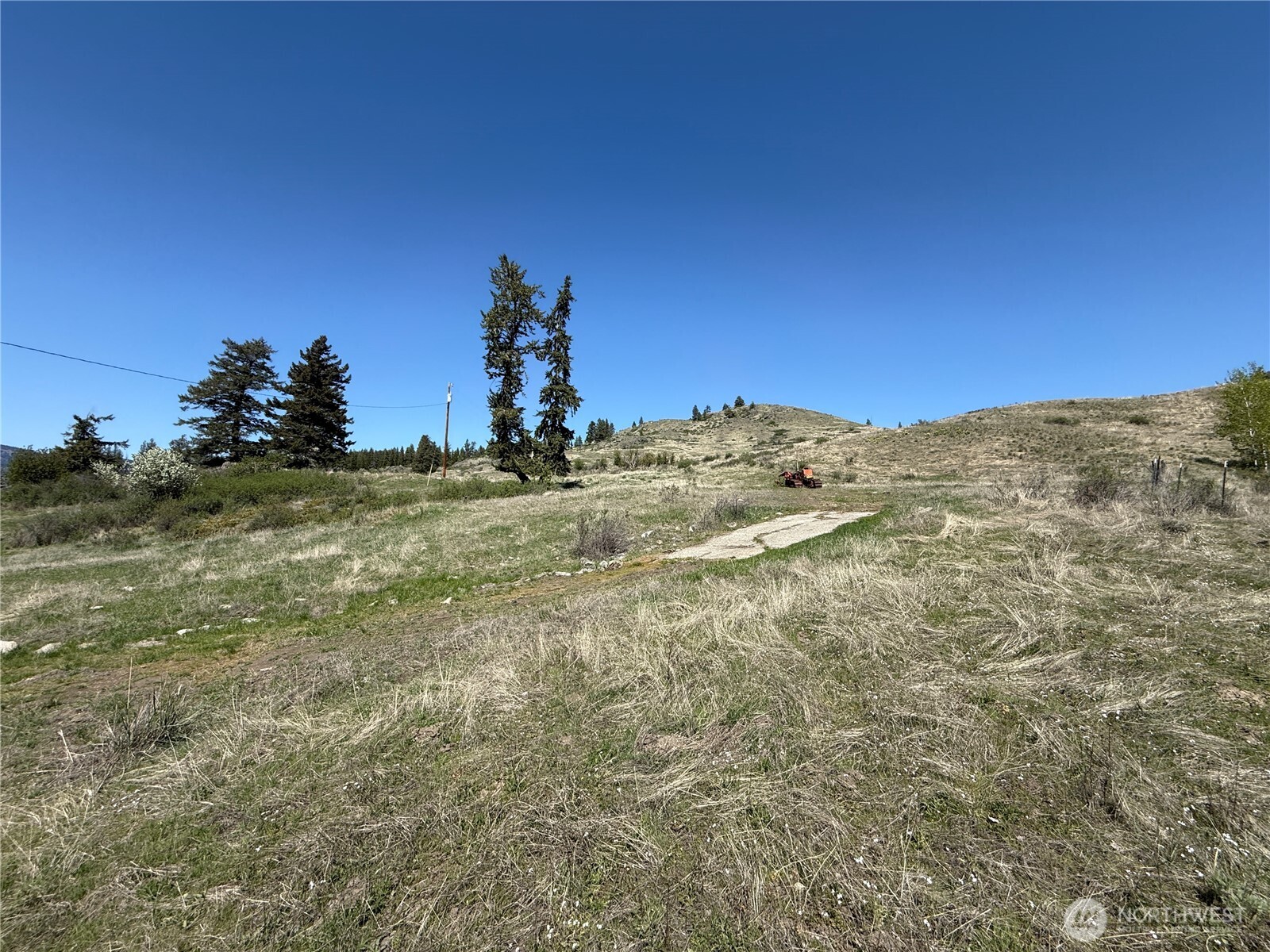 26 Grandview Road , Curlew, WA 99118