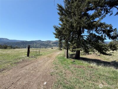 26 Grandview Road , Curlew, WA 99118 - Photo 4