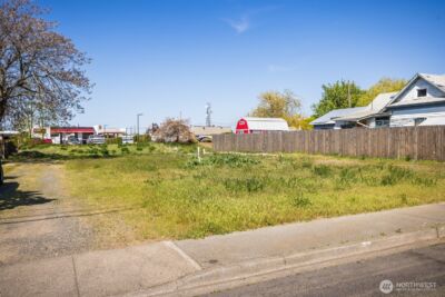 1735 Evergreen Street , Walla Walla, WA 99362 - Photo 4