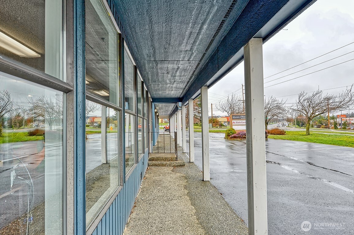 31775 State Route 20 #A&B, Oak Harbor, WA 98277