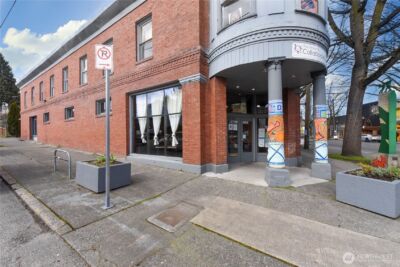 5619 Rainier Avenue S, Seattle, WA 98118 - Photo 3