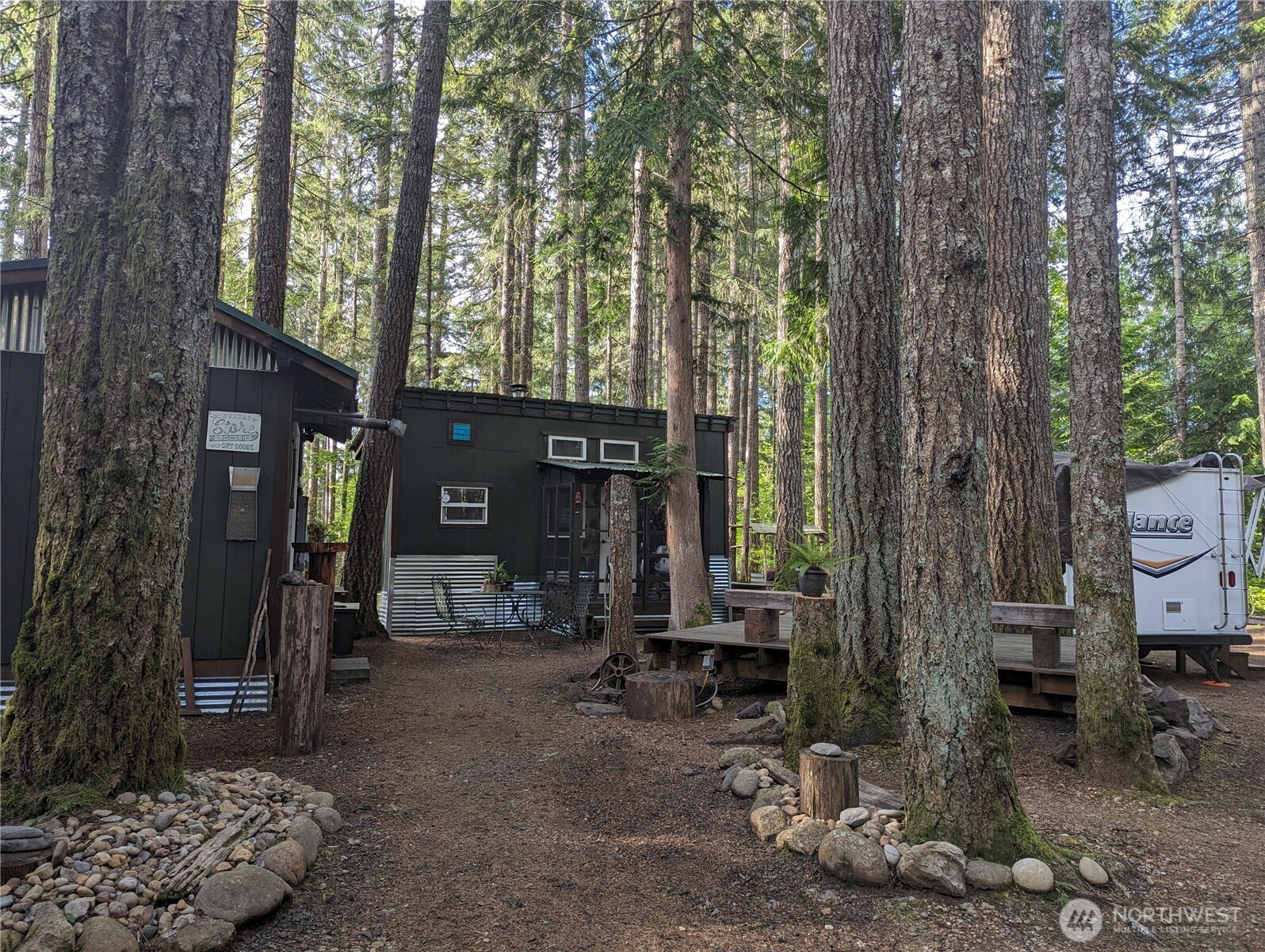 390 N Duckabush Drive W, Hoodsport, WA 98548