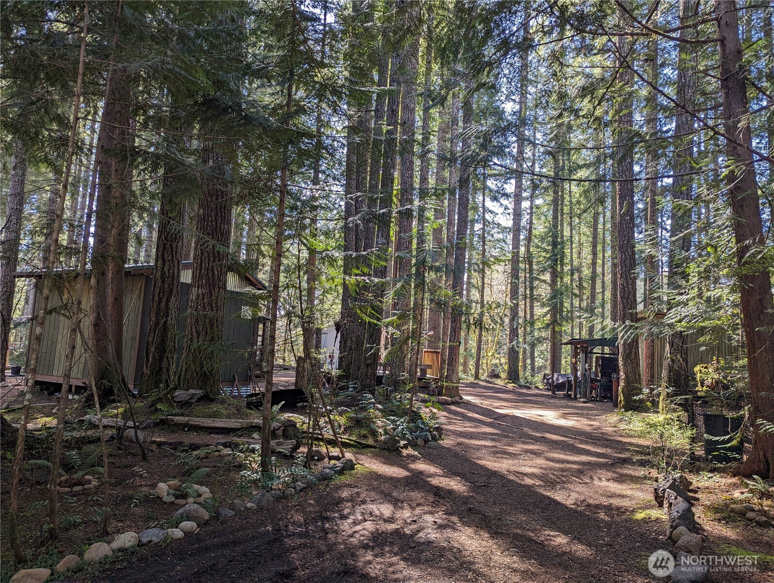 390 N Duckabush Drive W, Hoodsport, WA 98548