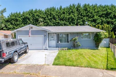1016 Oak , Kelso, WA 98626 - Photo 2