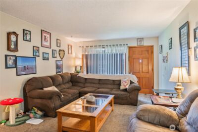 1016 Oak , Kelso, WA 98626 - Photo 6