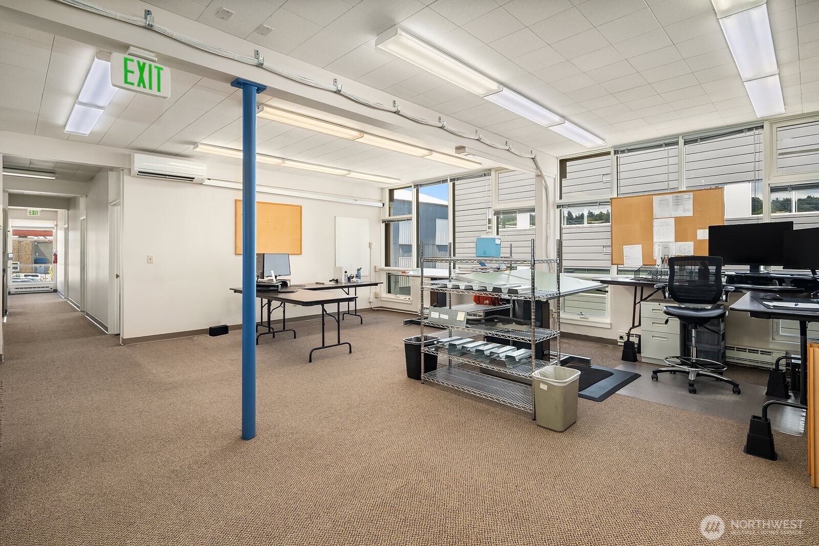 2300 W Commodore Way , Seattle, WA 98199