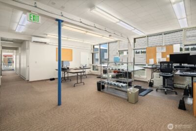 2300 W Commodore Way , Seattle, WA 98199 - Photo 14