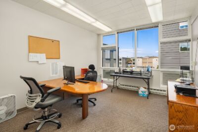 2300 W Commodore Way , Seattle, WA 98199 - Photo 17