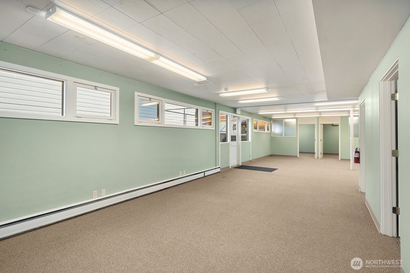 2300 W Commodore Way , Seattle, WA 98199