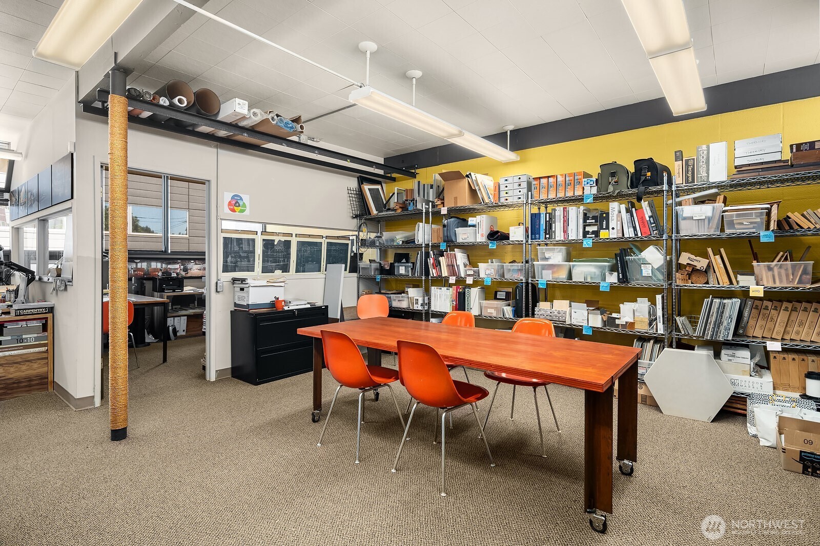 2300 W Commodore Way , Seattle, WA 98199