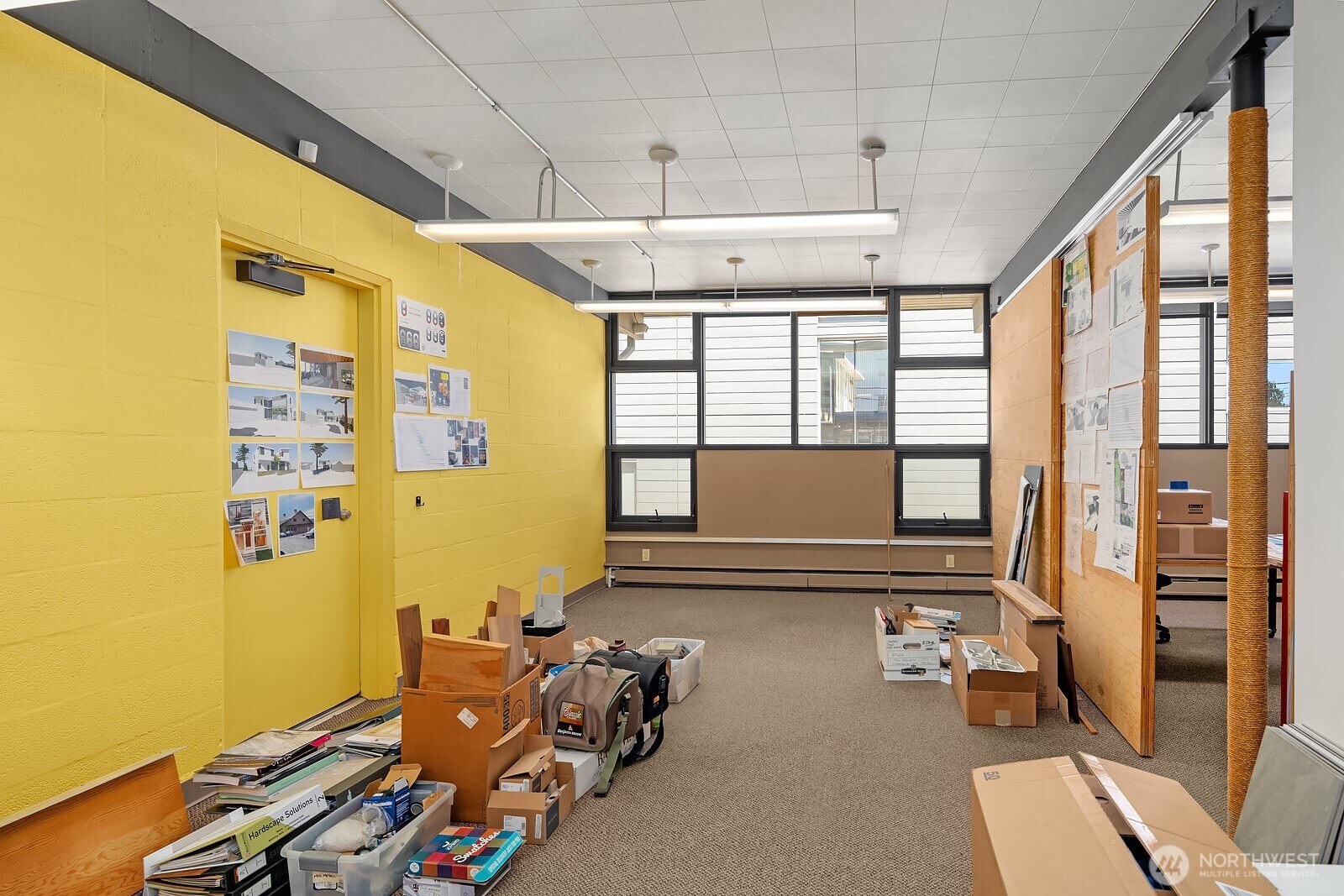 2300 W Commodore Way , Seattle, WA 98199