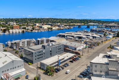 2300 W Commodore Way , Seattle, WA 98199 - Photo 40