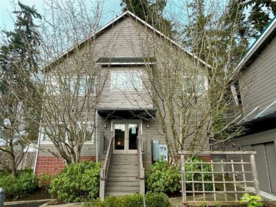 250 Madrona Way NE, Bainbridge Island, WA 98110 - Photo 2