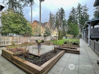 250 Madrona Way NE, Bainbridge Island, WA 98110 - Photo 3