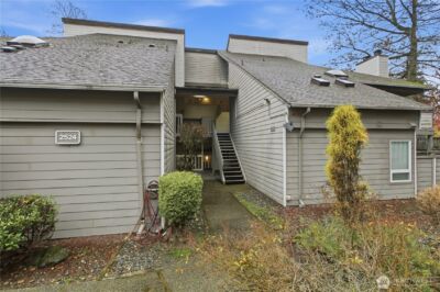 2524 S 317th Street #304, Federal Way, WA 98003-5033 - Photo 2