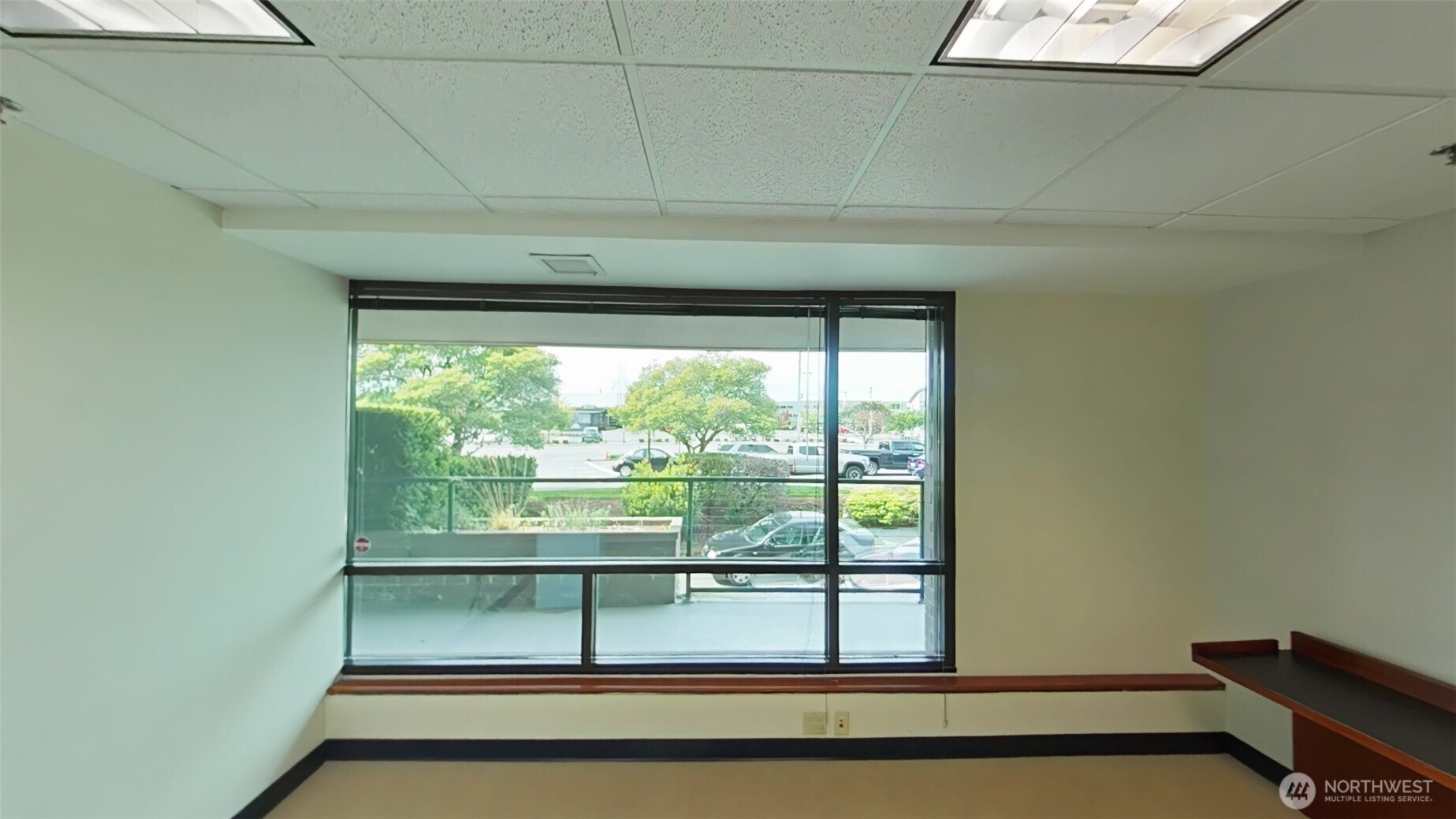 110 James Street #105, Edmonds, WA 98020