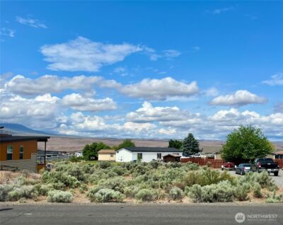 227 Sunshine Circle SW, Mattawa, WA 99349 - Photo 1