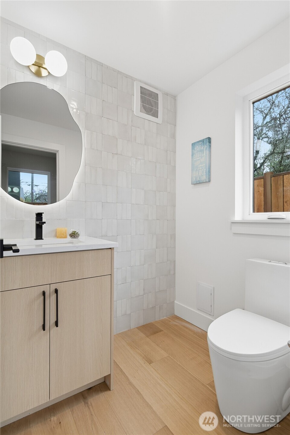 6547 11th Avenue NW #C, Seattle, WA 98117