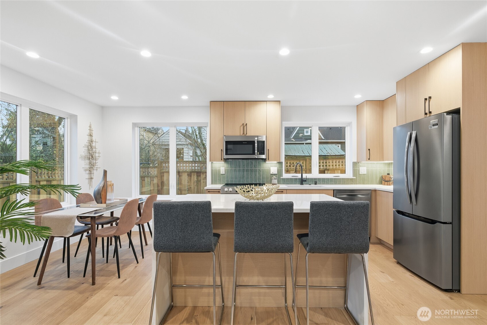 6547 11th Avenue NW #C, Seattle, WA 98117