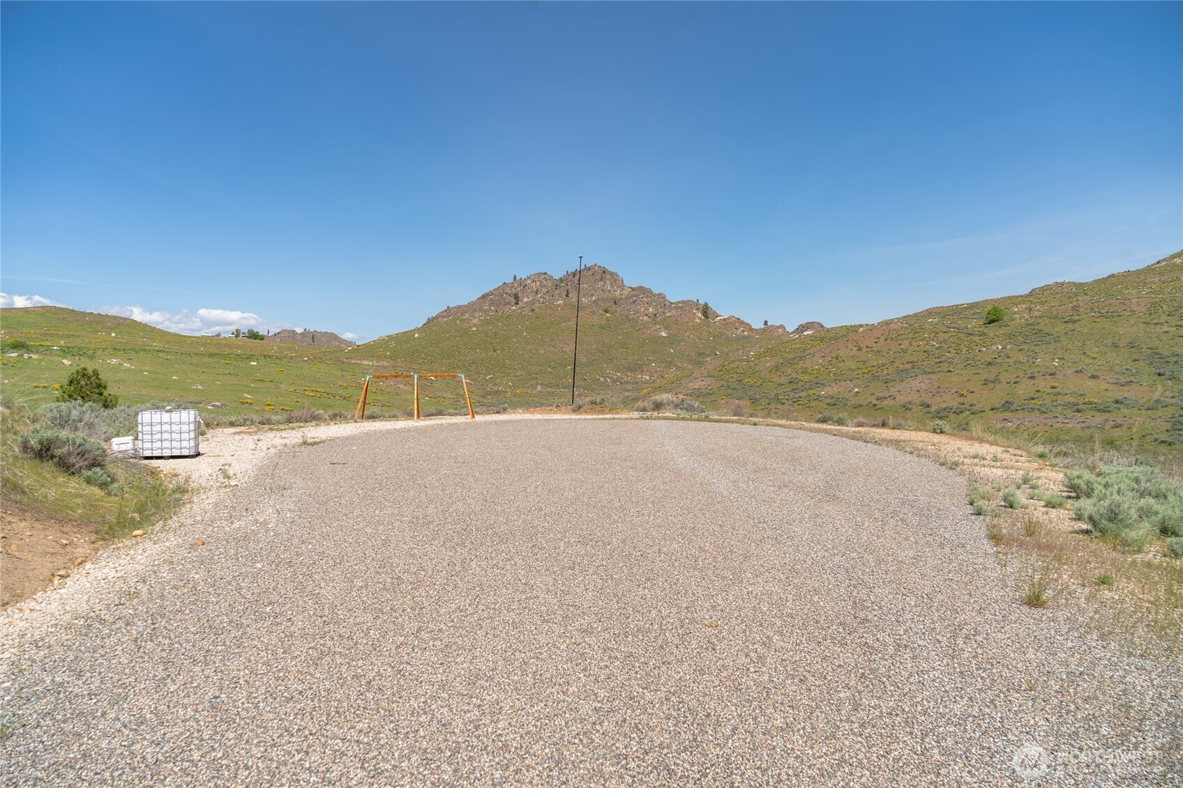 1 Gunsmoke Road , Brewster, WA 98812