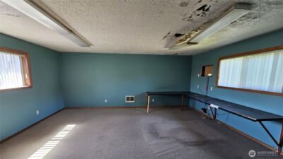 1309 Elm Place , Kelso, WA 98626 - Photo 8